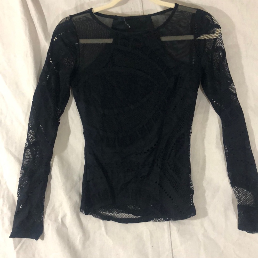 Super sexy XXS guess shirt!